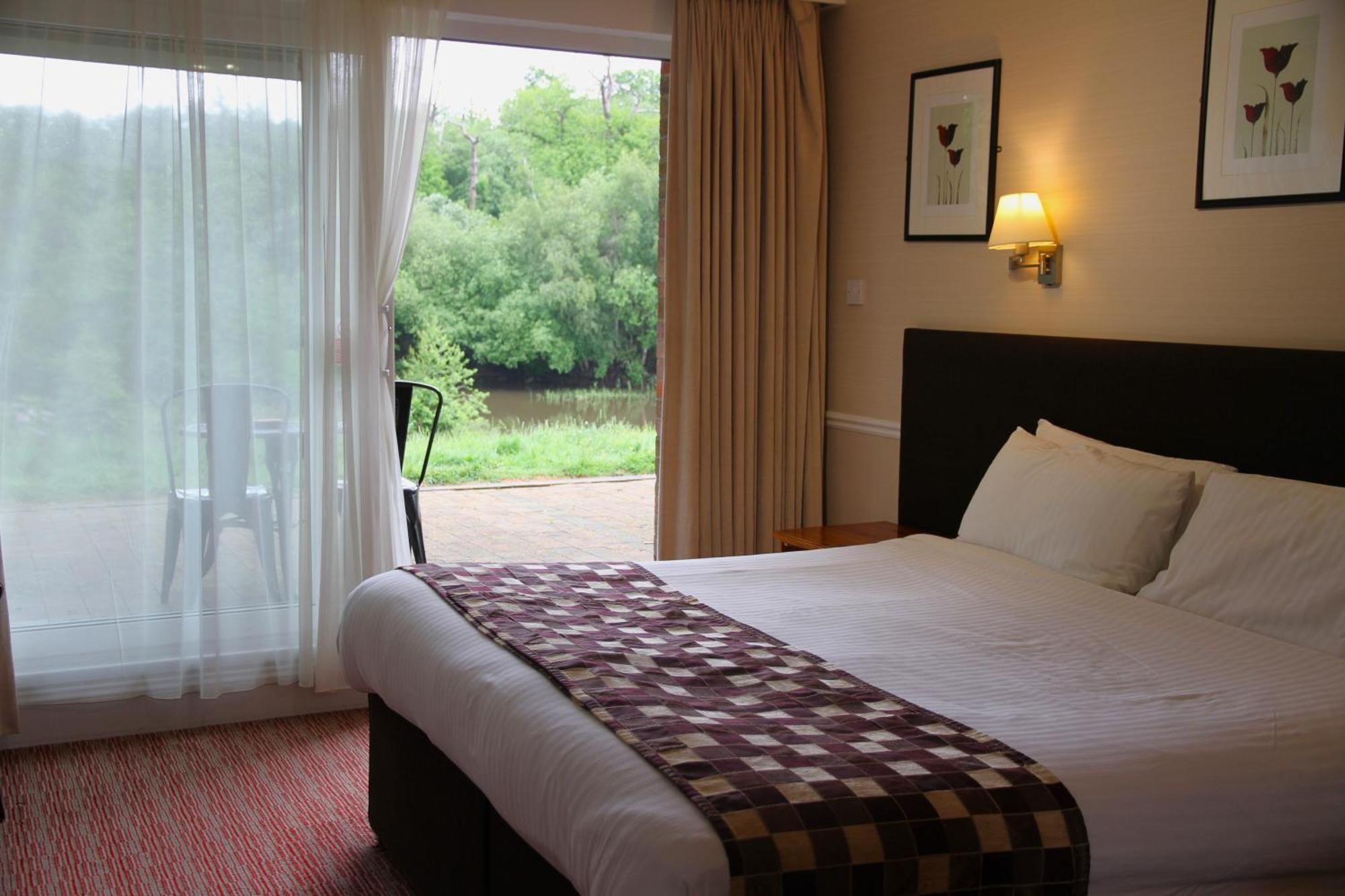Inn On The Lake เกรฟเซ็นด์ ภายนอก รูปภาพ