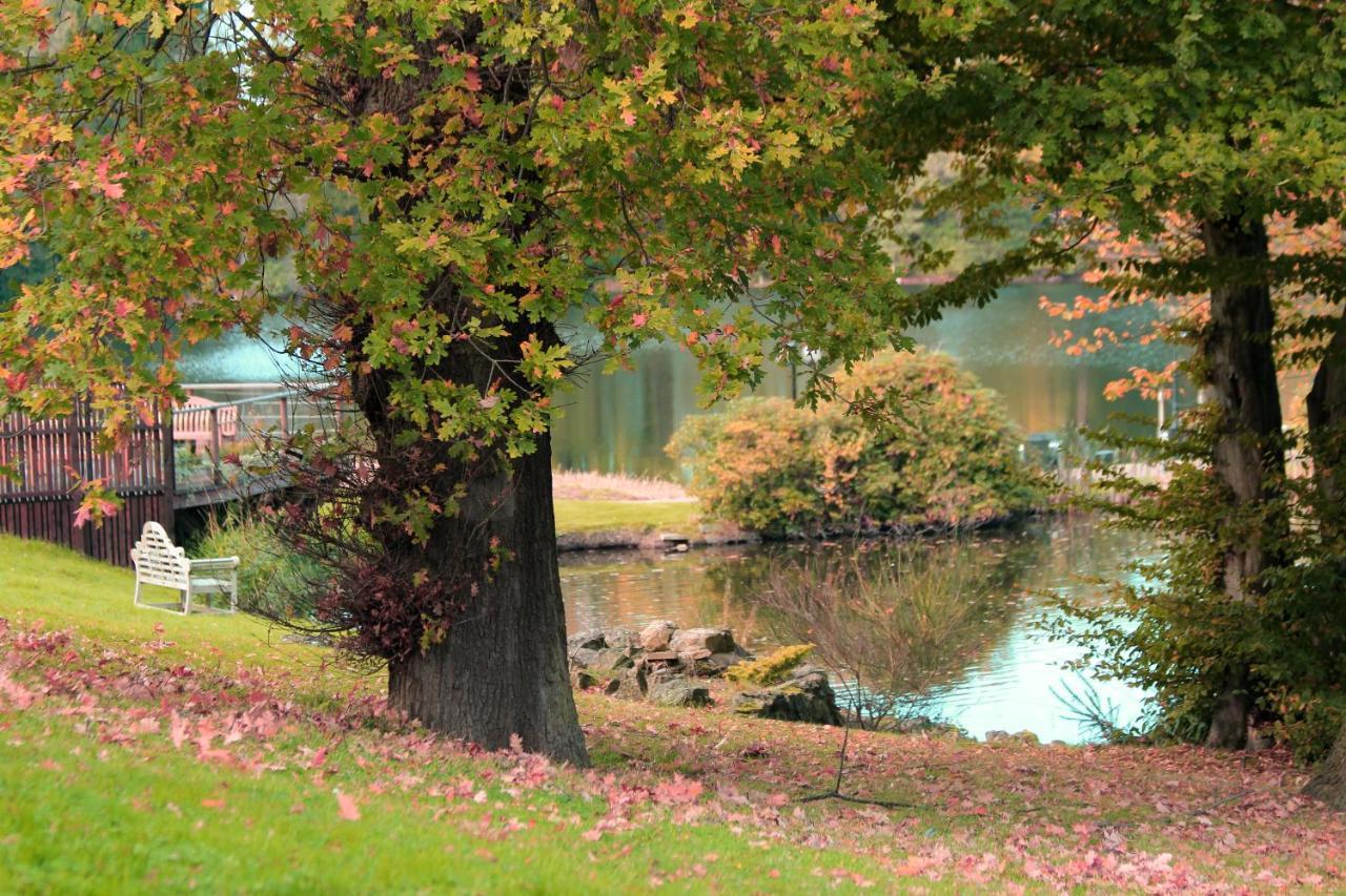 Inn On The Lake เกรฟเซ็นด์ ภายนอก รูปภาพ